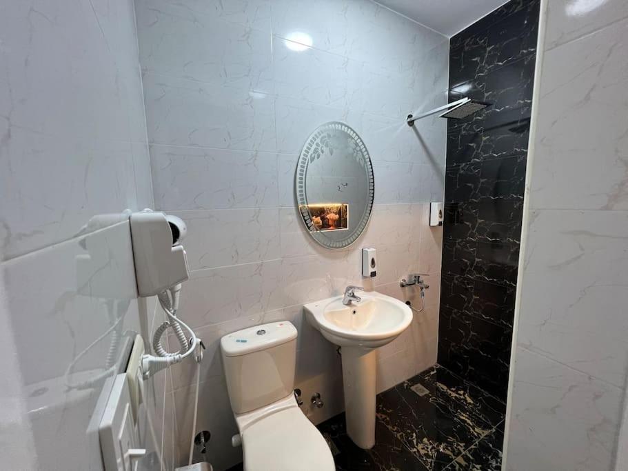 Luxury Apartment Downtown Kairo Bagian luar foto