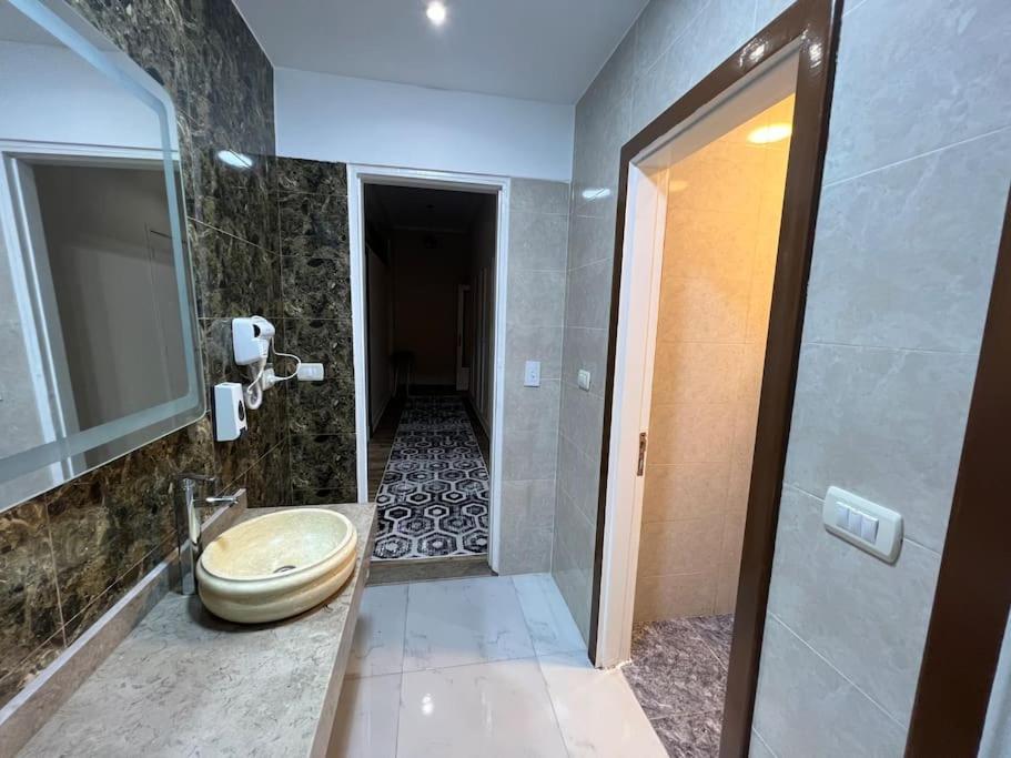 Luxury Apartment Downtown Kairo Bagian luar foto