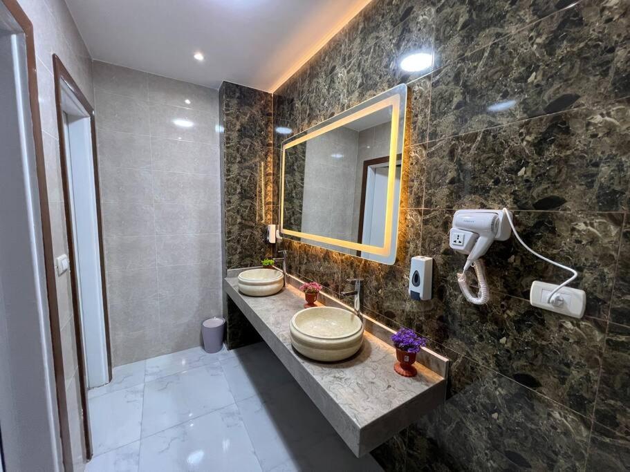Luxury Apartment Downtown Kairo Bagian luar foto
